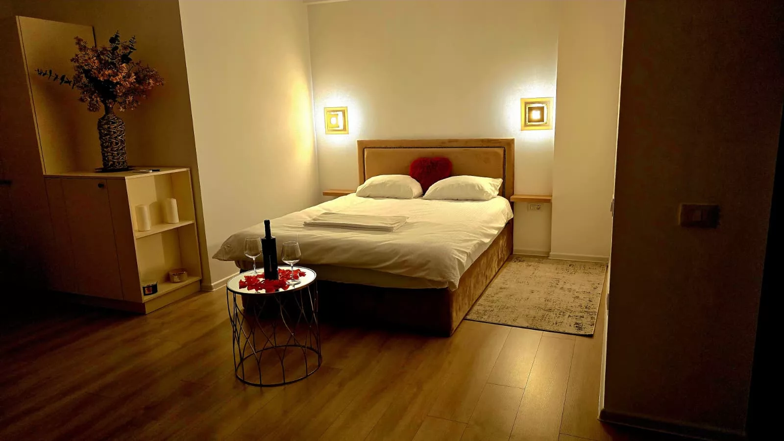 Dormitor apartament, cazare pentru doua persoane Baile Felix